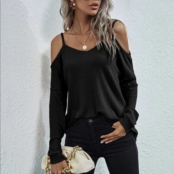 Waffle knit long sleeve cold shoulder top white - Picture 7 of 8